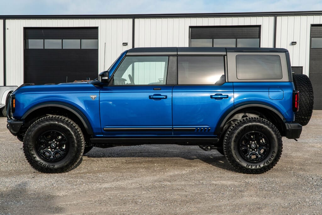 2021 Ford Bronco Advanced 4x4 First Edition Lightning Blue Metallic 4 Door for sale